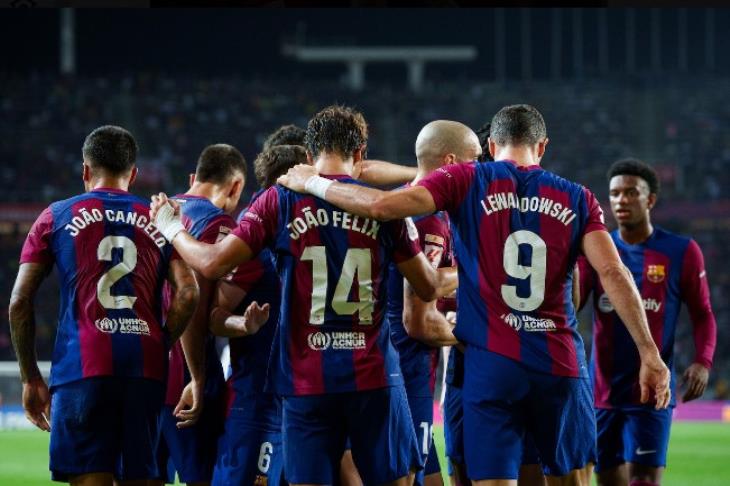 برشلونة يقسو على رويال انتويرب بخماسية في دوري أبطال أوروبا